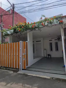 Disewakan Rumah 1,5 Lantai BCC