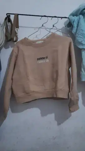Crop Top Preloved Tebal, Tanpa Cacat, Harga Murah