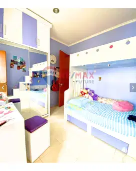 RUMAH FULL RENOV MAHKOTA SIMPRUG SEMI FURNISHED ADA ROOFTOP BERKEBUN