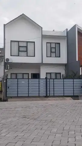Dijual Rumah Komplek Bumi Puspitek Asri Sektor 5, BSD