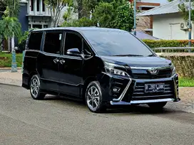 Toyota Voxy 2.0 AT - Cash 303 JT NEGO - Terima Pajak Panjang