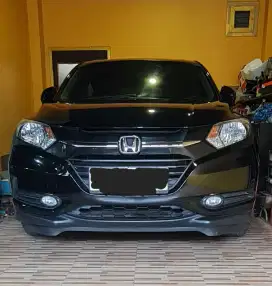 Honda HRV Type E Hitam 2018 A/T