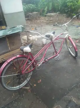 Sepeda gandeng tandem