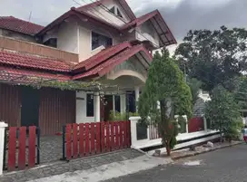 Rumah 2 Lt di Perum Griya Bukit Mas, Srondol Kulon dekat Undip