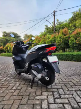 Honda PCX 160 ABS BLACK SPORTY TH 2024 KM 300 PERAK!