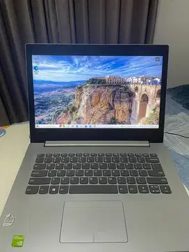Laptop Lenovo IdeaPad 320 14ISK tahun 2017