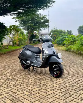 JUAL VESPA GTV SEI GIORNI 300 LIMITED EDITION GRET MATTE 2021
