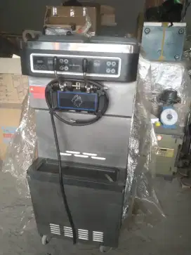 MESIN ES KRIM  / Ice Cream Machine