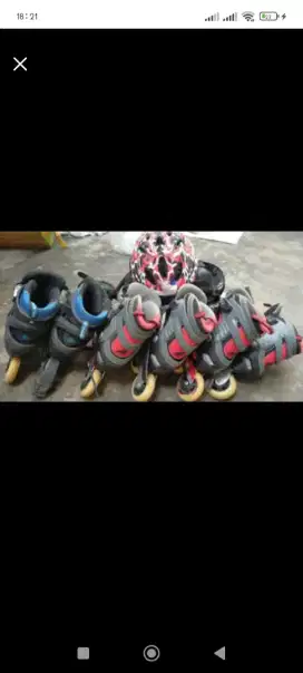 Sepatu roda remaja