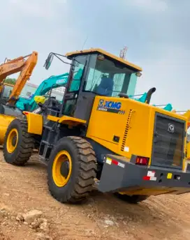 Wheel Loader XCMG 1.8Kubik Tahun 2023