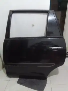 Copotan pintu Innova 2013 sebelah kiri belakang