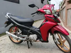 Yamaha Jupiter zx 2011 stater tokcer halus mulus terawat