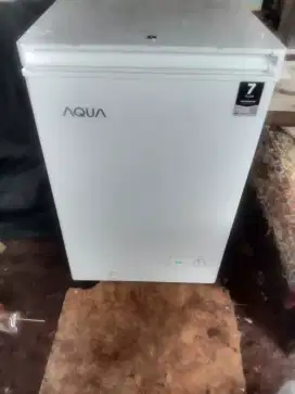 Freezer Box 100 Liter merk Aqua Normal