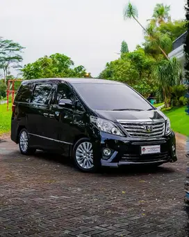 Toyota Alphard Premium Sound CBU 2012