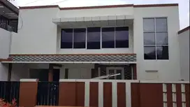 Rumah 2 Lt Jl. Panda Timur dekat Kelurahan Palebon