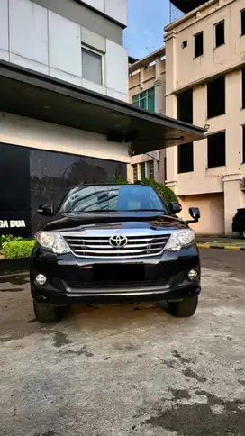 2012 Dijual Toyota Fortuner 2.5 G 
VNT Turbo Diesel Solar