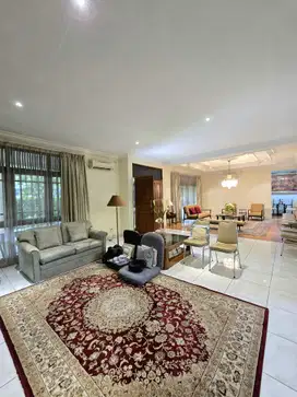Rumah siap huni di komplek kayu putih Jakarta timur