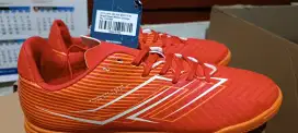 Sepatu Futsal Mills