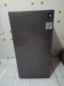 kulkas Polytron 1pintu
