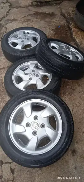 Oem honda Accord r15 pcd 4x114
