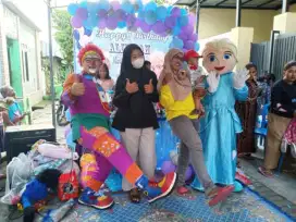 Sewa paket ulang tahun lengkap MC badut dekorasi Bekasi