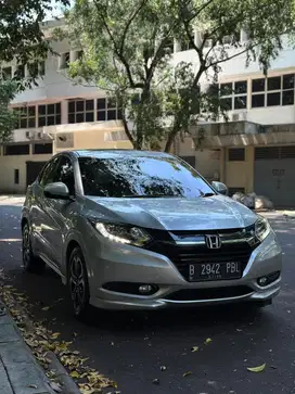 Honda HRV Prestige 1.8 Silver 2015