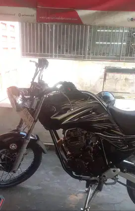 Scorpio hitam plat BK