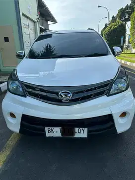 Daihatsu xenia R ativo 2012