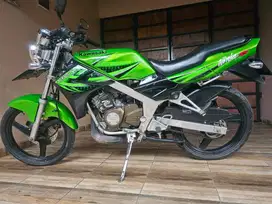 Kawasaki Ninja 150R convert SS