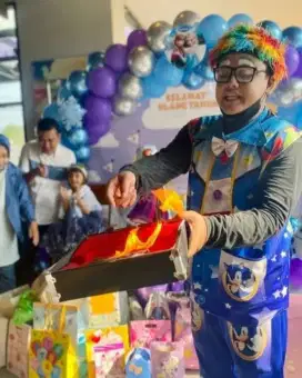 Sewa paket ulang tahun lengkap MC badut dekorasi Pasar minggu