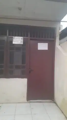 Dikontrakan rumah baru renovasi jln gg mandor pamulang barat