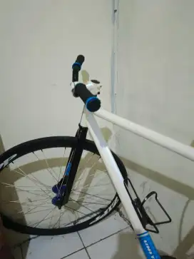 Fixie United Soloist 02