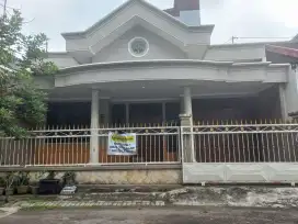 Dijual/disewakan Rumah Strategis