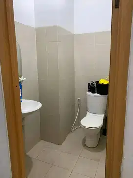 RUMAH KOST FULL ISI DI JAKARTA PUSAT