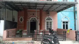 Dijual Murah Rumah 3 Lantai