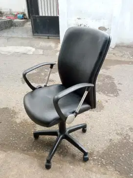 Kursi hidrolik / kursi kantor
