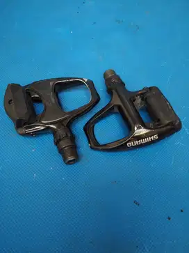 Pedal Cleat Sepeda Balap Roadbike Shimano R540 SPD SL