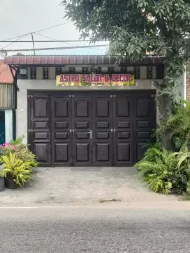 Dijual tanah dan bangunan kondisi bekas seperti baru