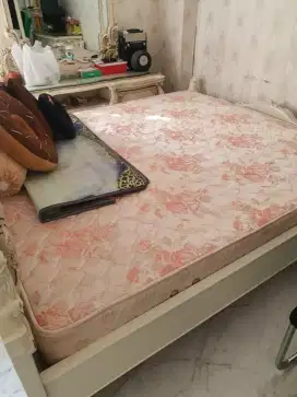 Promo lebaran haji spring bed mrek ALGA