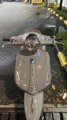 Vespa primavera ABS tahun 2022