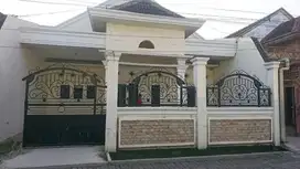 Rummah 1 Lantai di Mojo Dekat Dharmahusada, Tengah Kota
