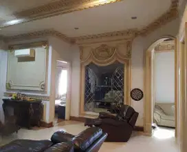 Dijual Rumah Mewah 3,5 Lantai Taman Palem Lestari Jakarta Barat