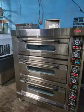 Oven 3 deck 6 loyang listrik TOMORY