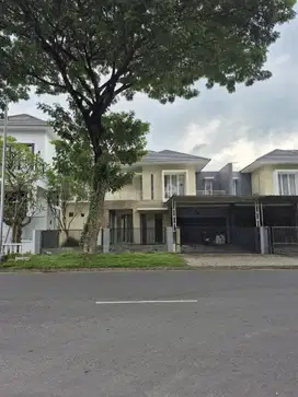 RUMAH ROYAL RESIDENCE LUAR CLUSTER, ROW 4 MOBIL