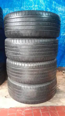 Ban copotan Goodyer EFFICIENTGR 235/50 R18 80% 2021..4pcs