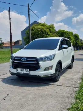 Innova venturer matic diesel 2020