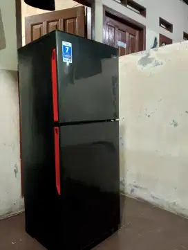 kulkas Aqua 2 pintu