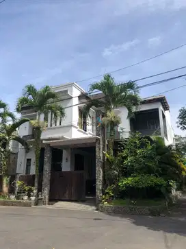 Dijual Rumah Hook Modern Minimalis di Perum Gadang Regency, Malang