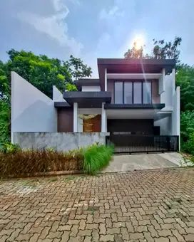 DIJUAL CEPAT RUMAH MODER BRAND NEW DARI KAVLING DALAM VILLA CINERE MAS