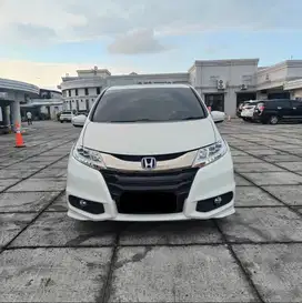 Honda Odyssey Prestige 2017 AT